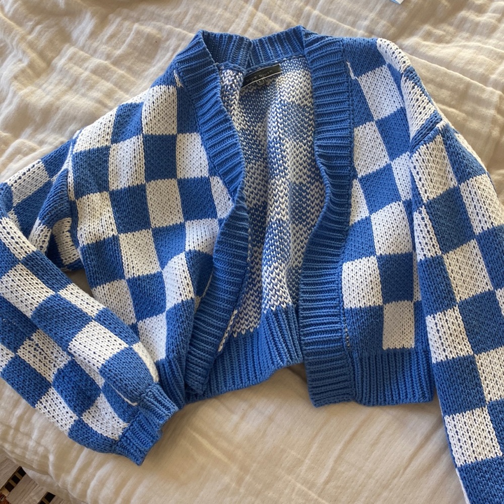 Oversized Cropped Blue Checkered Cardigan
